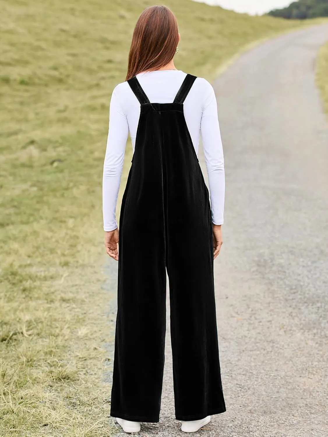 BerryGo Casual Velvet Sleeveless Loose Jumpsuits Dressy One Piece Wide Leg Overalls Long Pant Rompers For Women