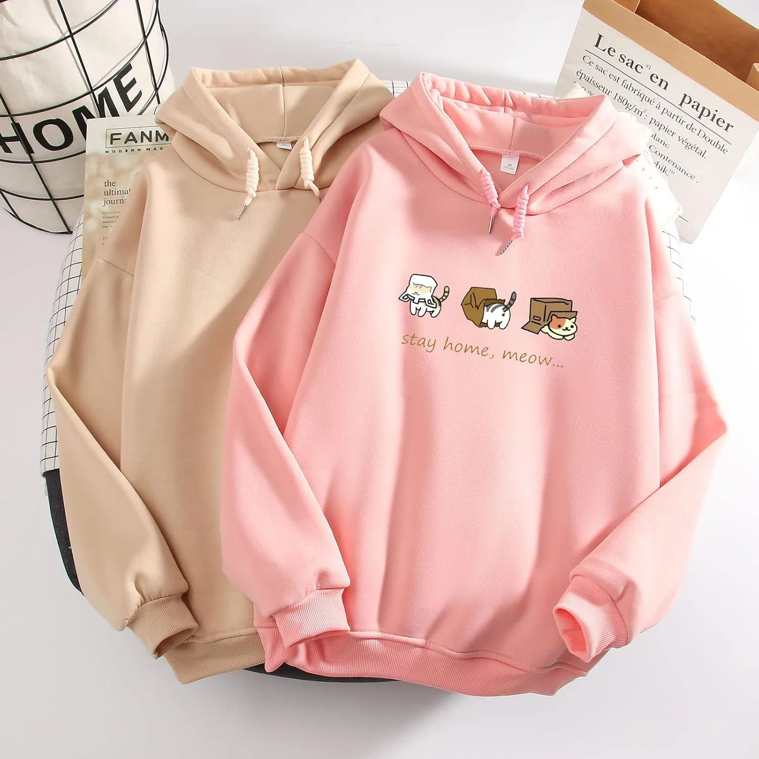 Bobeutou Women Cute Cat Print Oversized Hoodies for Teen Girls Aesthetic Kawaii Cartoon Graphic Fleece Sweatshirt for Women