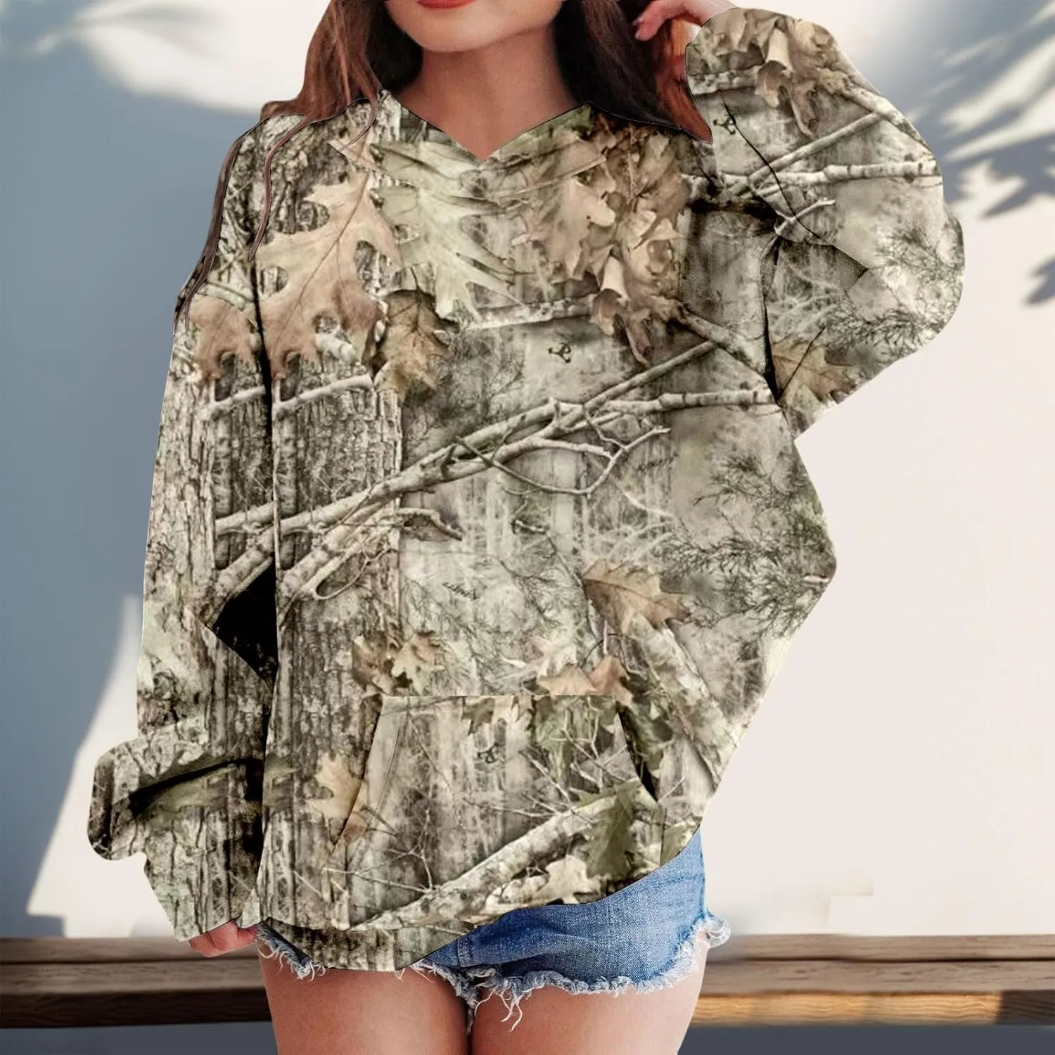 Camo Hoodies for Teen Girls Cute Sweatshirt Maple Leaf Print Oversized Fleece Sweatshirts Classic Pullover with Pocket