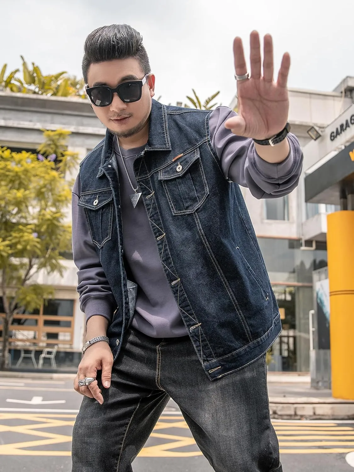 Men's Denim Vest Motorcycle Unlined Biker Plus Size Sleeveless Jean Vest Jacket