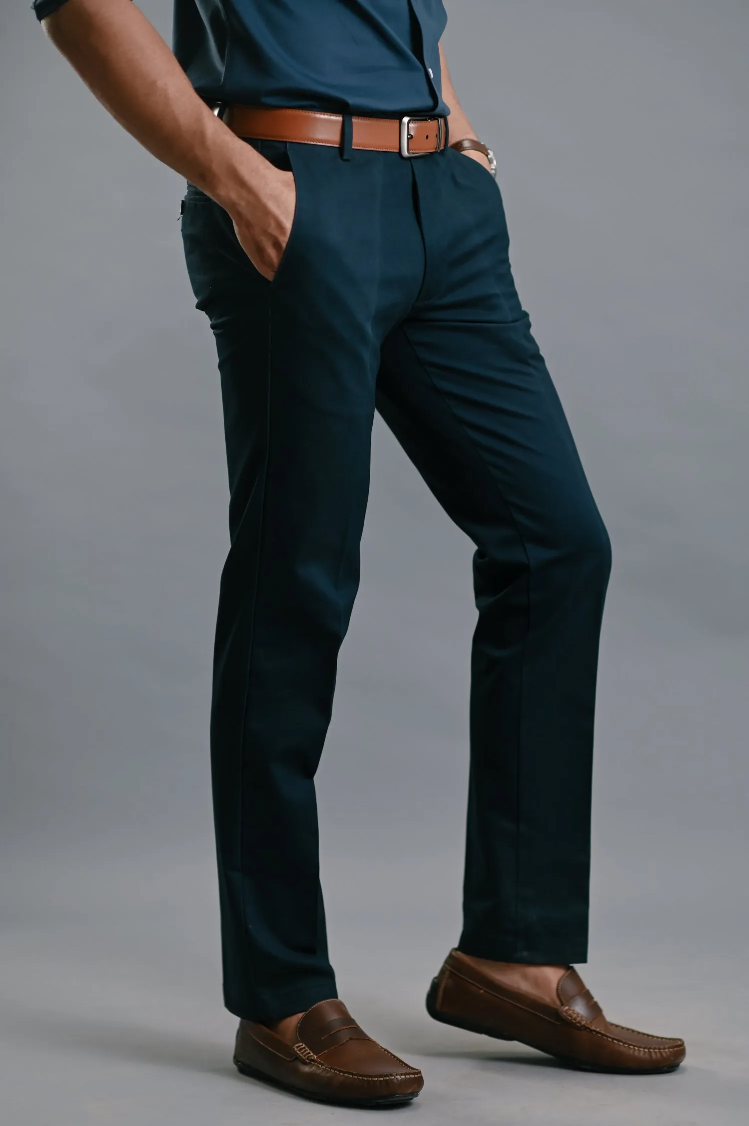 RE-DEFINE KHAKIS - REGULAR FIT