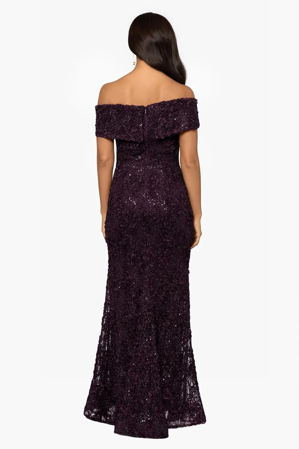 Xscape Women's Plus Size Off The Shoulder Sweetheart Neckline Long Lace Dress